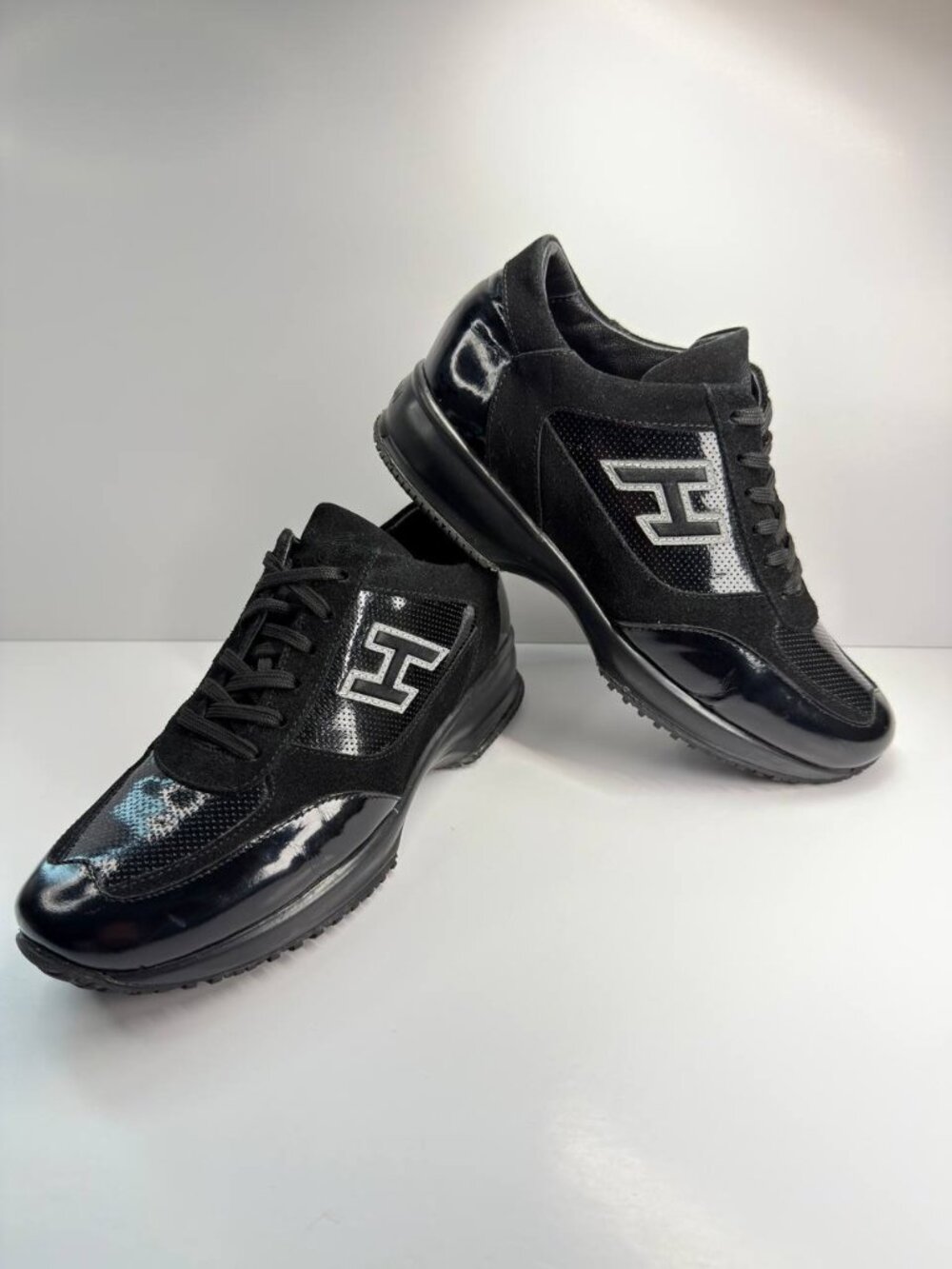 Hogan Interactive Leather Sneakers – Made in Italy – EU 40 / US Women’s 9
